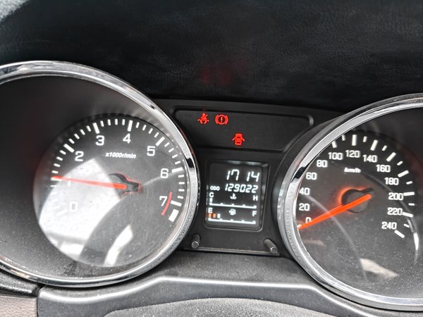 FAW Senya S80 2015, 129000 км, за 2430 USD - фото 12