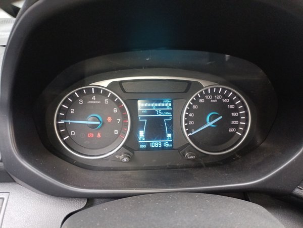 FAW Yingzhi 727 2016, 108900 км, за 2652 USD - фото 12