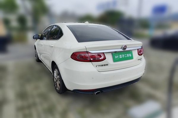 Fiat Viaggio 2015, за 2950 USD