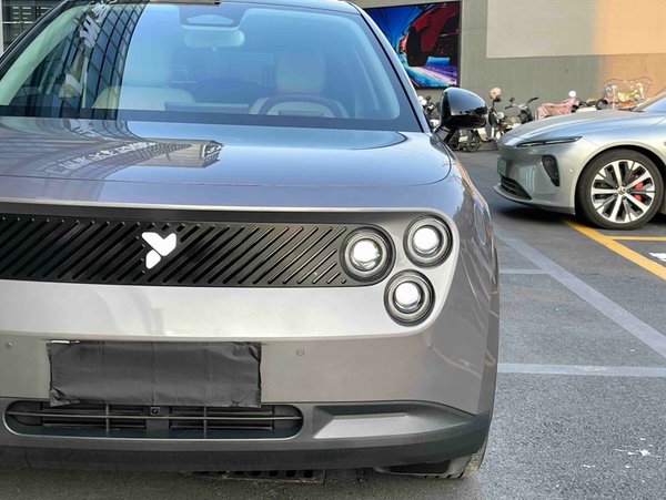 firefly 2025 Illuminated Edition, 2025 года