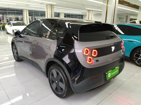 Nio Firefly 2025, 7300 км, за 12915 USD