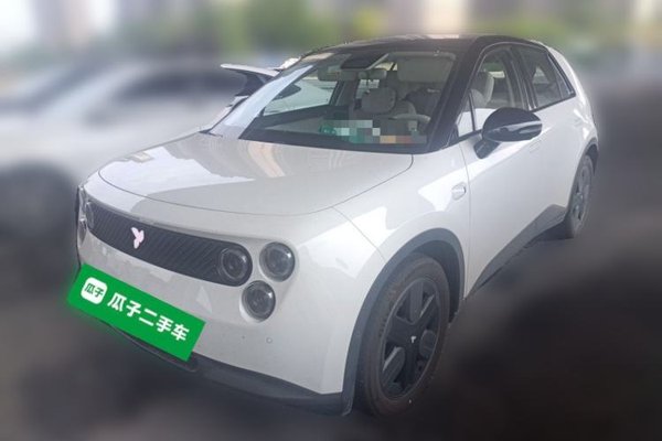 firefly firefly · 2025 год