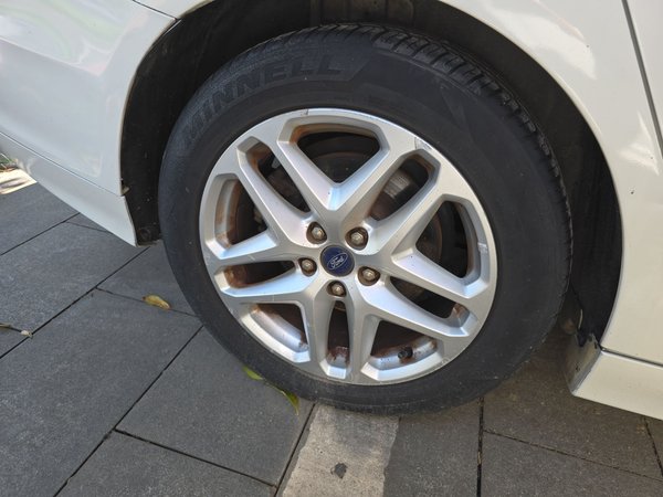 Ford Mondeo 2013, 186000 км, за 6663 USD - фото 10