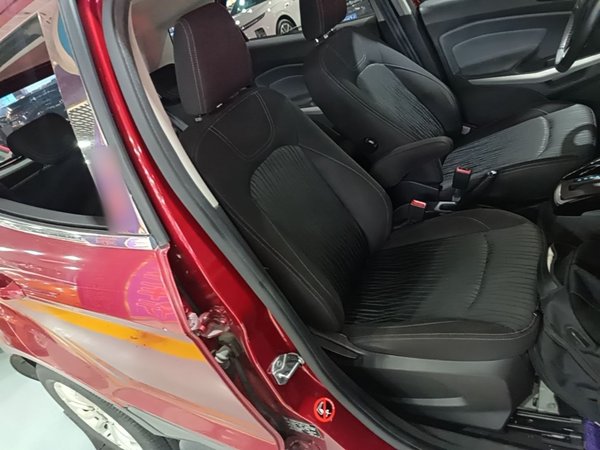 Ford EcoSport 2013, 80399 км, за 3774 USD