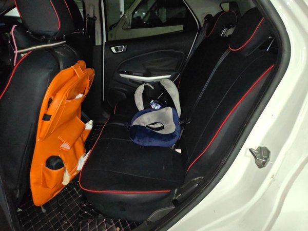 Ford EcoSport 2013, 63800 км, за 3367 USD - фото 18