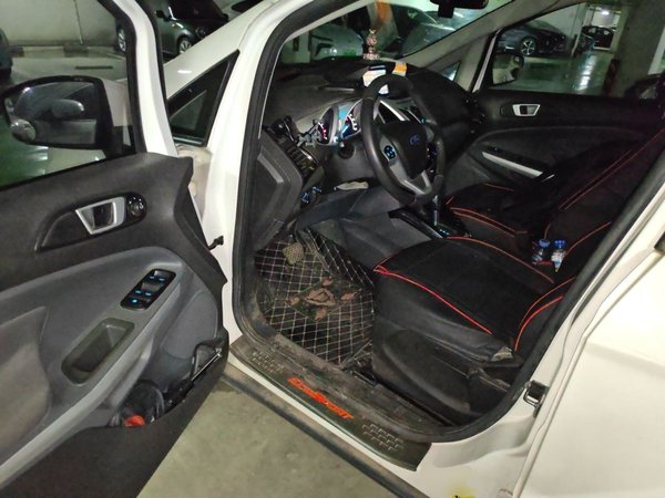Ford EcoSport 2013, 63800 км, за 3367 USD - фото 17