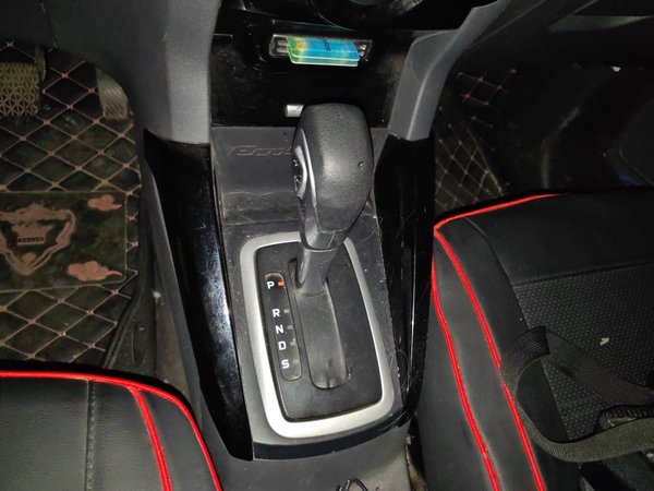 Ford EcoSport 2013, 63800 км, за 3367 USD - фото 15