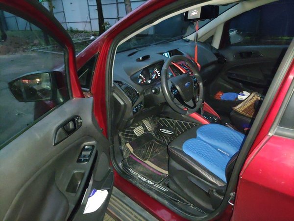 Ford EcoSport 2016, 136800 км, за 3324 USD - фото 17