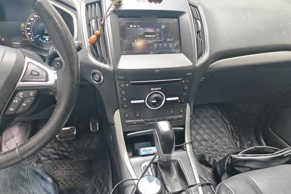 Ford Edge 2015, 135200 км, за 13771 USD - фото 11