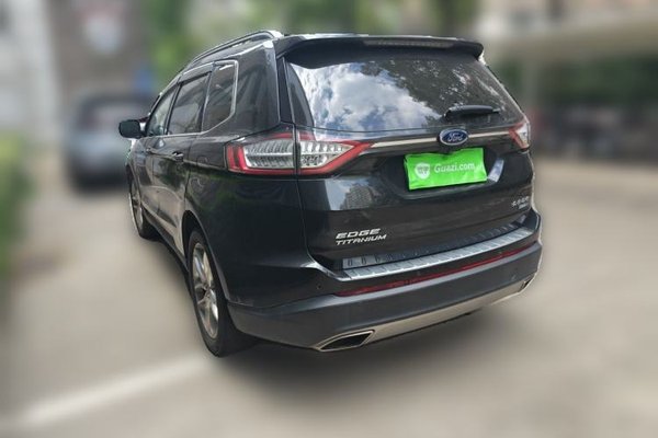 Ford Edge 2015, 135200 км, за 13771 USD