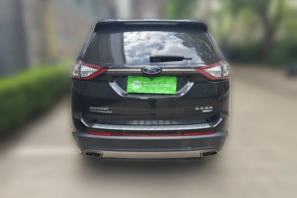 Ford Edge 2015, 135200 км, за 13771 USD