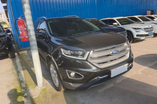 Ford Edge 2015, 84900 км, за 10764 USD