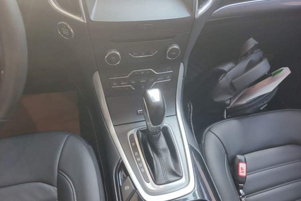 Ford Edge 2015, 84900 км, за 10764 USD - фото 18