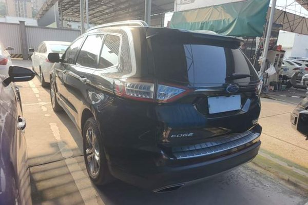 Ford Edge 2015, 84900 км, за 10764 USD - фото 6