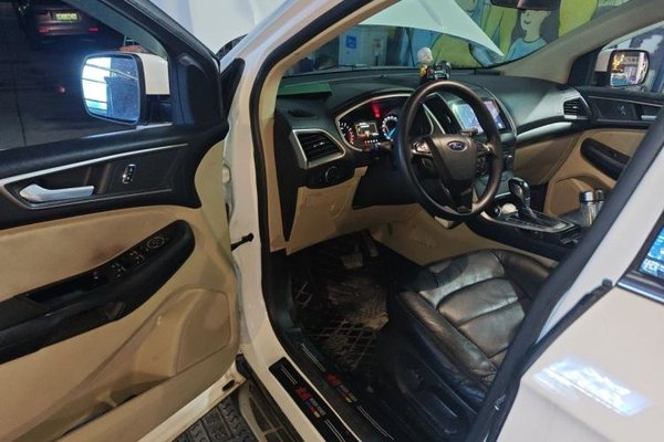 Ford Edge 2015, 126800 км, за 6238 USD - фото 16