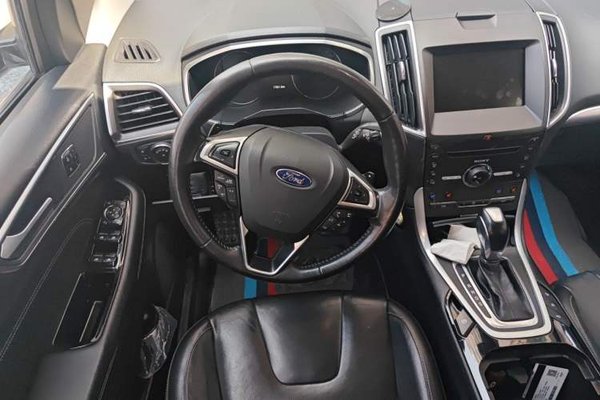 Ford Edge 2015, 77900 км, за 9833 USD - фото 7