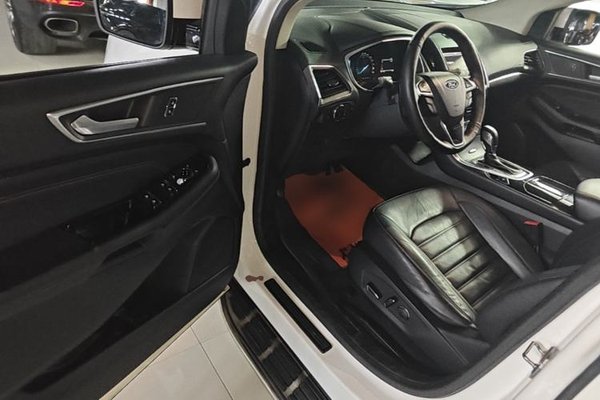 Ford Edge 2015, 83300 км, за 9171 USD - фото 18