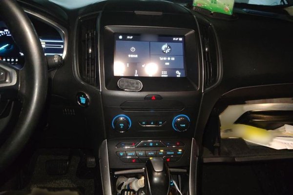 Ford Edge 2016, 113000 км, за 12293 USD - фото 12