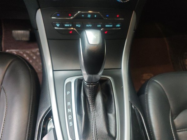 Ford Edge 2016, 99700 км, за 11053 USD - фото 15