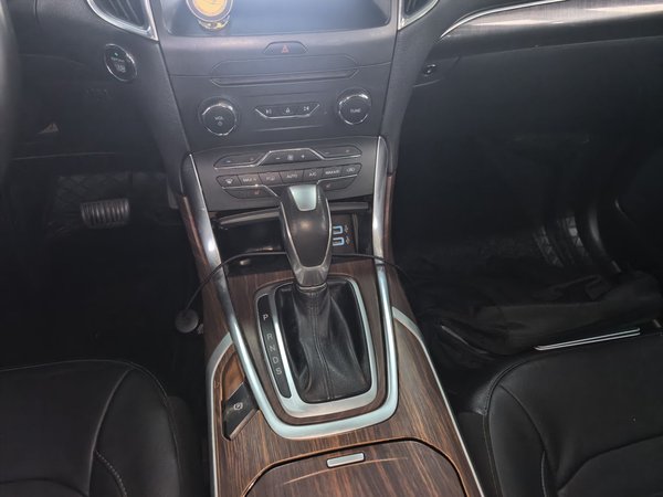 Ford Edge 2017, 165100 км, за 9527 USD - фото 17