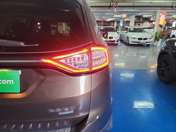 Ford Edge 2018, 92200 км, за 11026 USD - фото 7