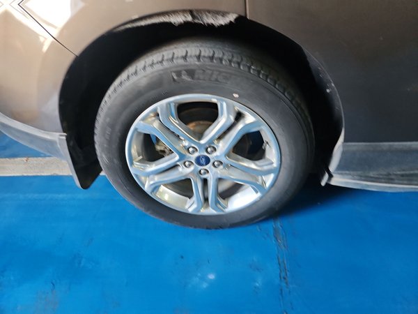 Ford Edge 2018, 92200 км, за 11026 USD - фото 29