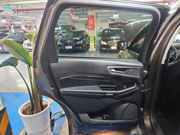 Ford Edge 2018, 92200 км, за 11026 USD - фото 28