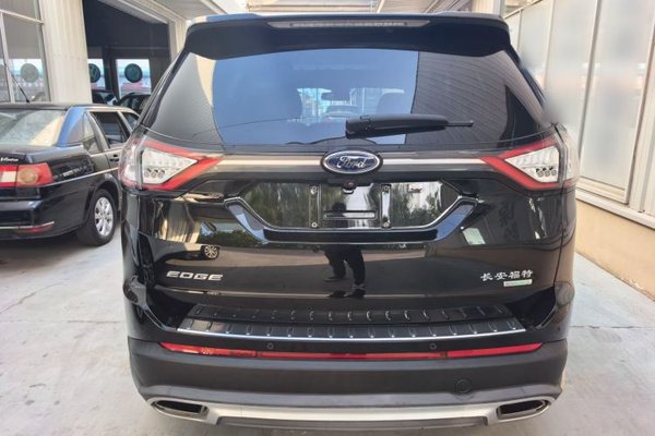 Ford Edge 2018, 84700 км, за 14729 USD