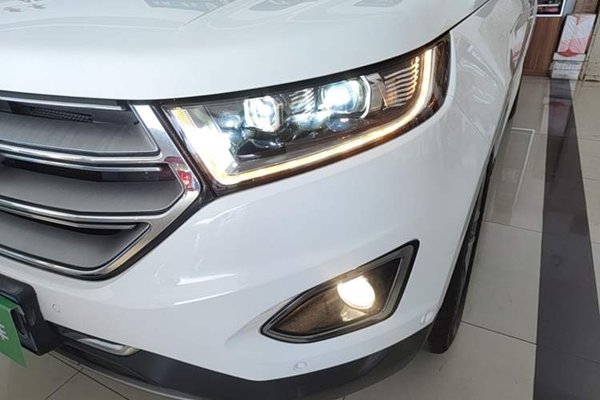 Ford Edge 2018, 132800 км, за 13366 USD - фото 8