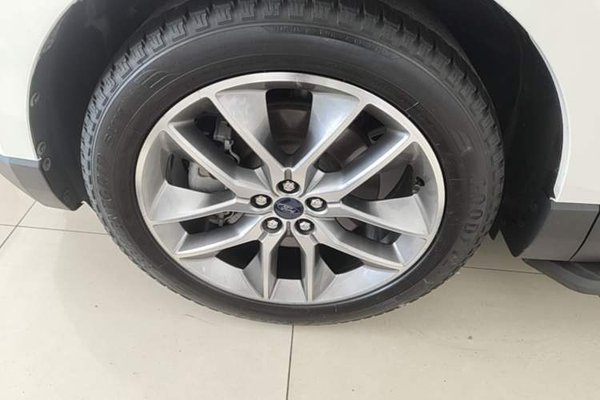 Ford Edge 2018, 132800 км, за 13366 USD - фото 10
