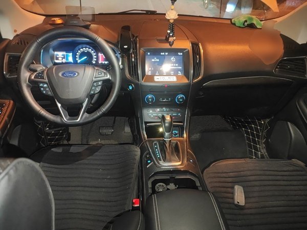 Ford Edge 2018, 48400 км, за 14517 USD - фото 13