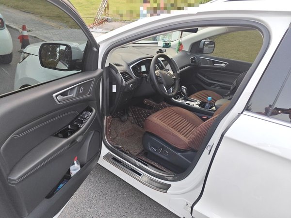 Ford Edge 2018, 51000 км, за 14440 USD - фото 17