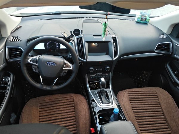 Ford Edge 2018, 51000 км, за 14440 USD - фото 10