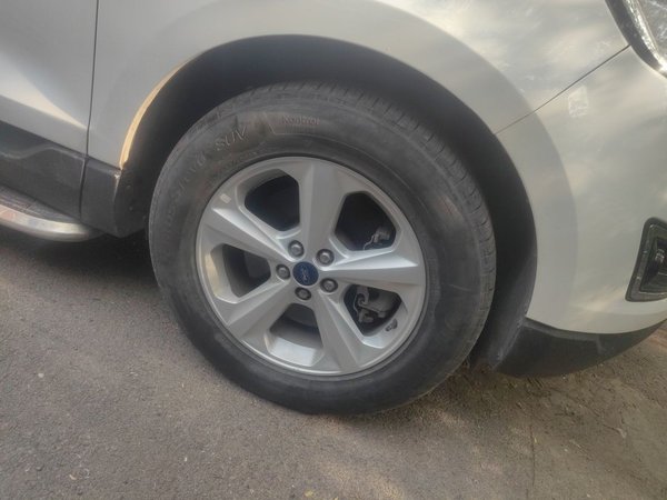 Ford Edge 2018, 89200 км, за 8583 USD - фото 8
