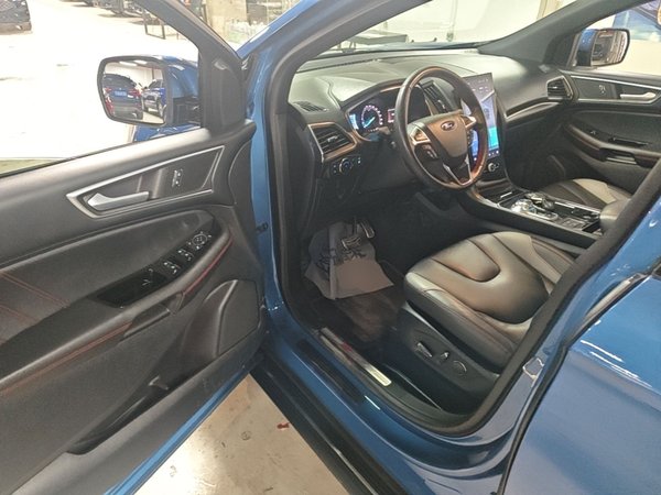 Ford Edge 2020, 59300 км, за 18329 USD - фото 19