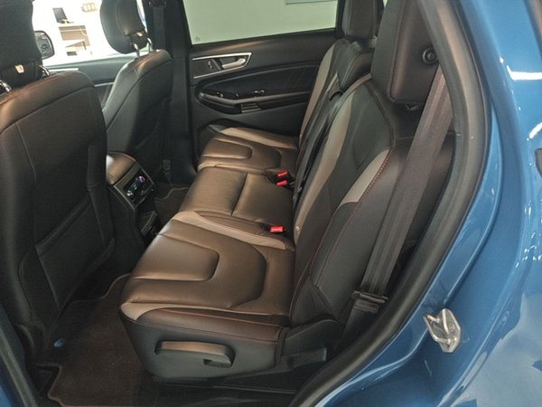 Ford Edge 2020, 59300 км, за 18329 USD - фото 20