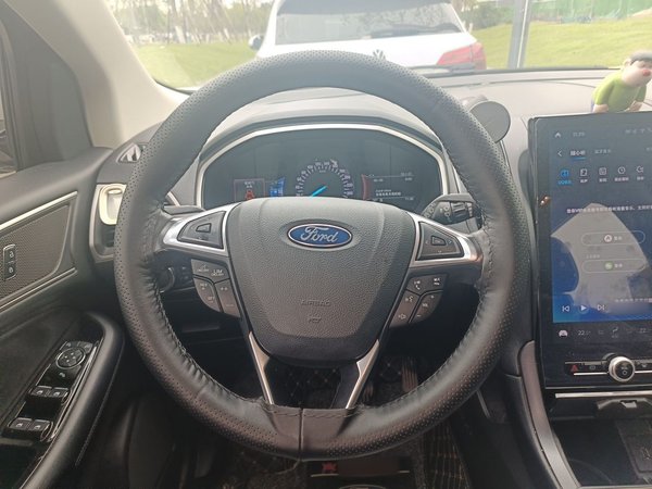 Ford Edge 2020, 103100 км, за 17060 USD - фото 7