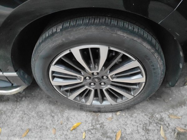 Ford Edge 2021, 55500 км, за 14860 USD - фото 8