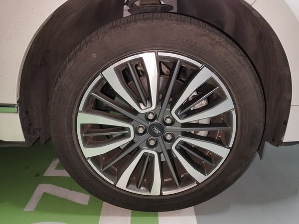 Ford Edge 2021, 39200 км, за 18241 USD - фото 8