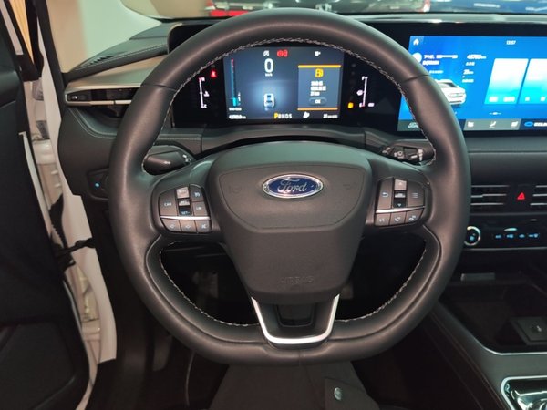 Ford Edge 2021, 43800 км, за 20857 USD - фото 14
