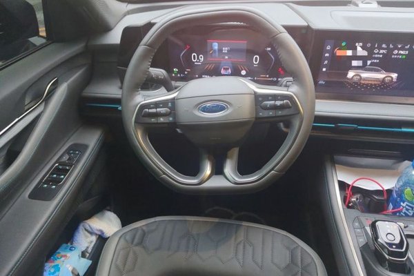 Ford Edge 2023, 31700 км, за 21474 USD - фото 20