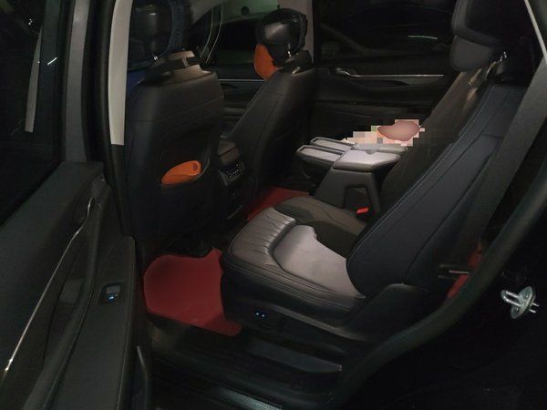 Ford Edge 2025, 9800 км, за 28775 USD - фото 18