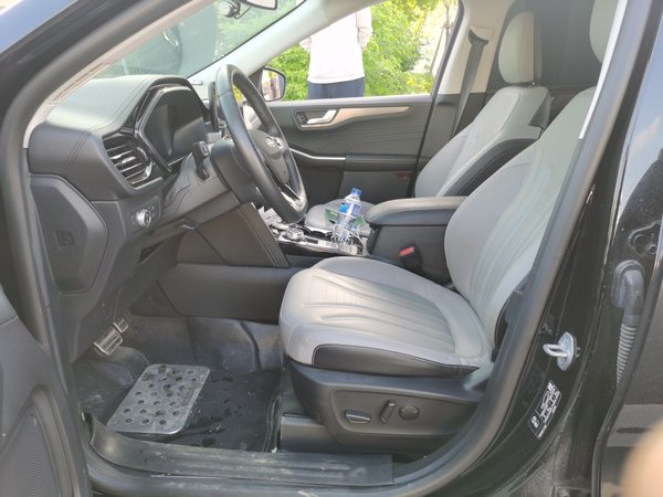 Ford Escape 2020, 99400 км, за 11949 USD - фото 17