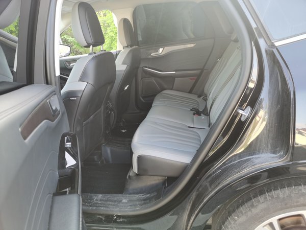 Ford Escape 2020, 99400 км, за 11949 USD - фото 18