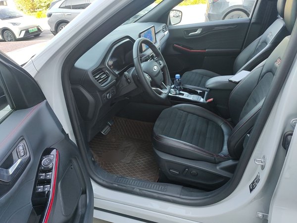 Ford Escape 2024, 18800 км, за 18313 USD - фото 19