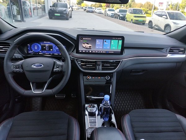 Ford Escape 2024, 18800 км, за 18313 USD - фото 13