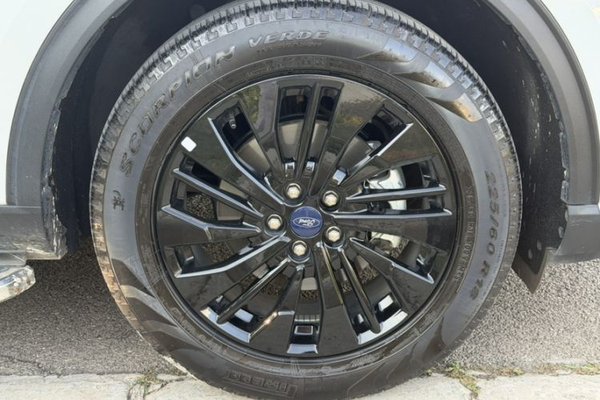 Ford Escape 2024, 28400 км, за 16028 USD