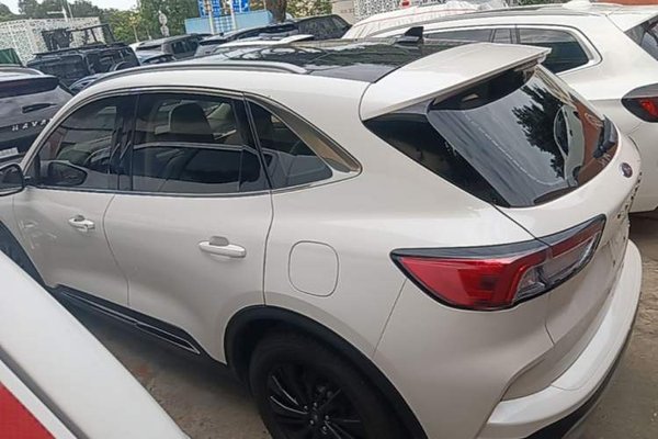 Ford Escape 2024, 77000 км, за 14560 USD - фото 12
