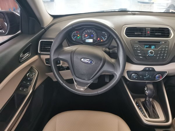 Ford Escort 2015, 104200 км, за 5110 USD - фото 12