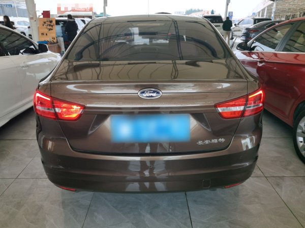 Ford Escort 2015, 104200 км, за 5110 USD - фото 6